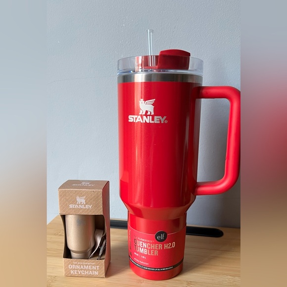 NWT| Stanley x E.l.f. and ornament keychain set - Picture 4 of 4